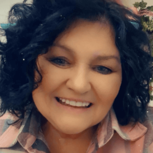 Laura - Instant Smile Teeth Veneer Customer Review